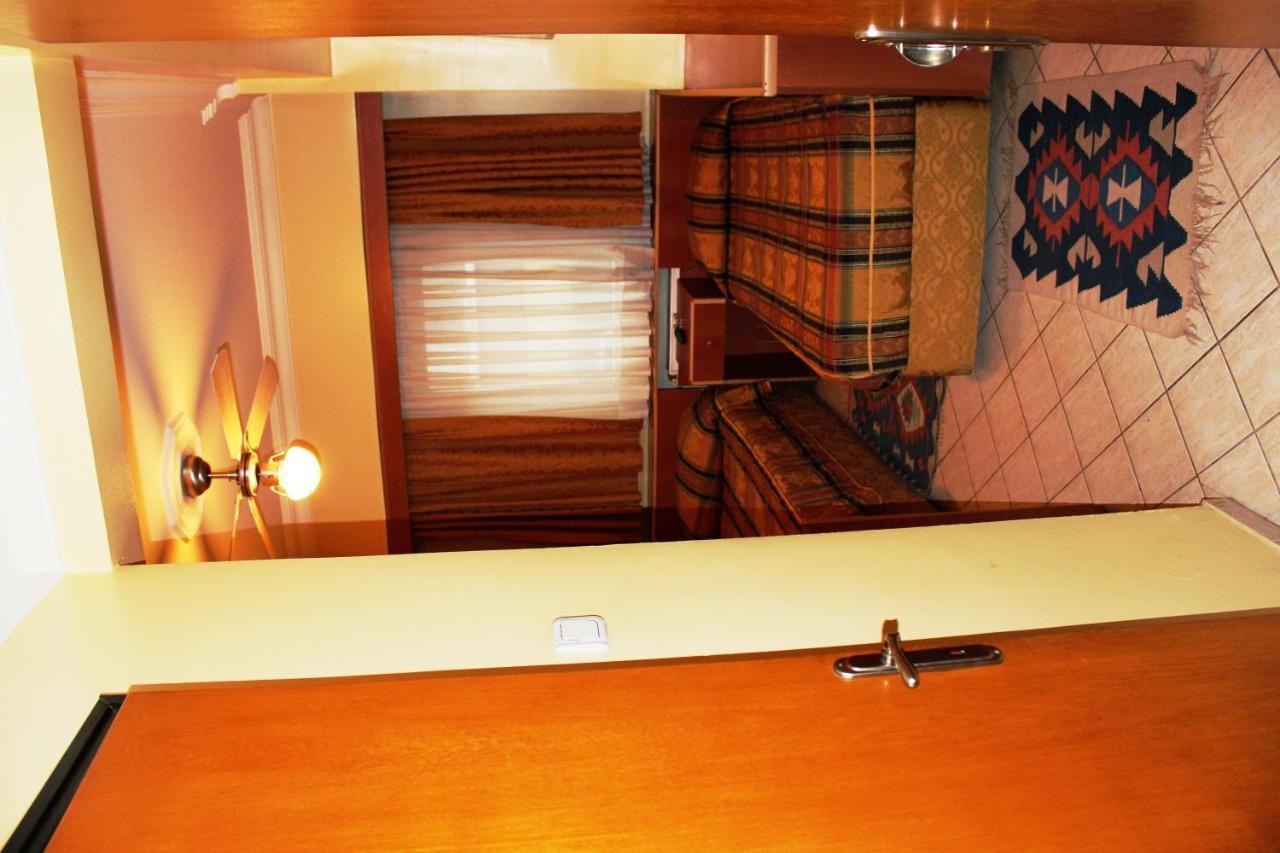 Kadikoy Otel Istanbul Exterior photo