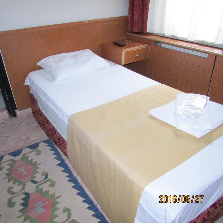 Kadikoy Otel Istanbul Exterior photo