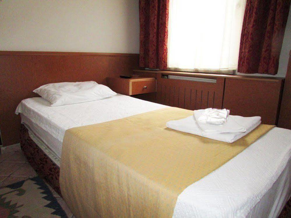 Kadikoy Otel Istanbul Exterior photo